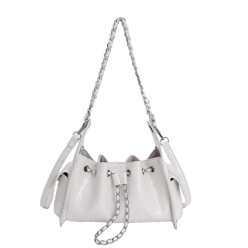 New Vintage Style Shoulder Bag - Leatherwork Free Patterns recension och pris