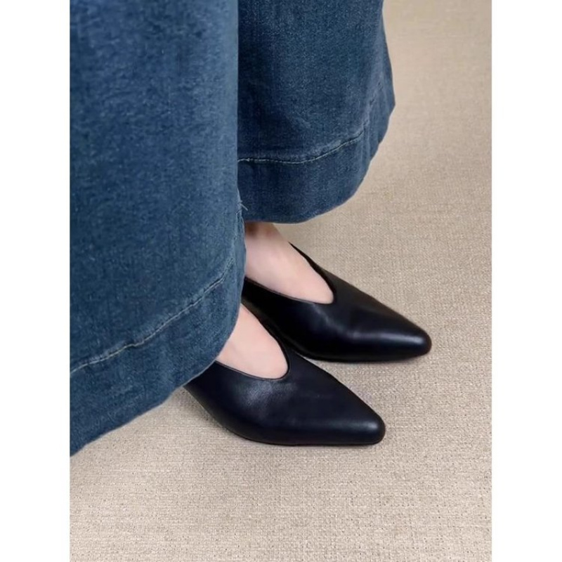 2025 New Women's Pointed Toe C - Leather Work Dress recension och pris